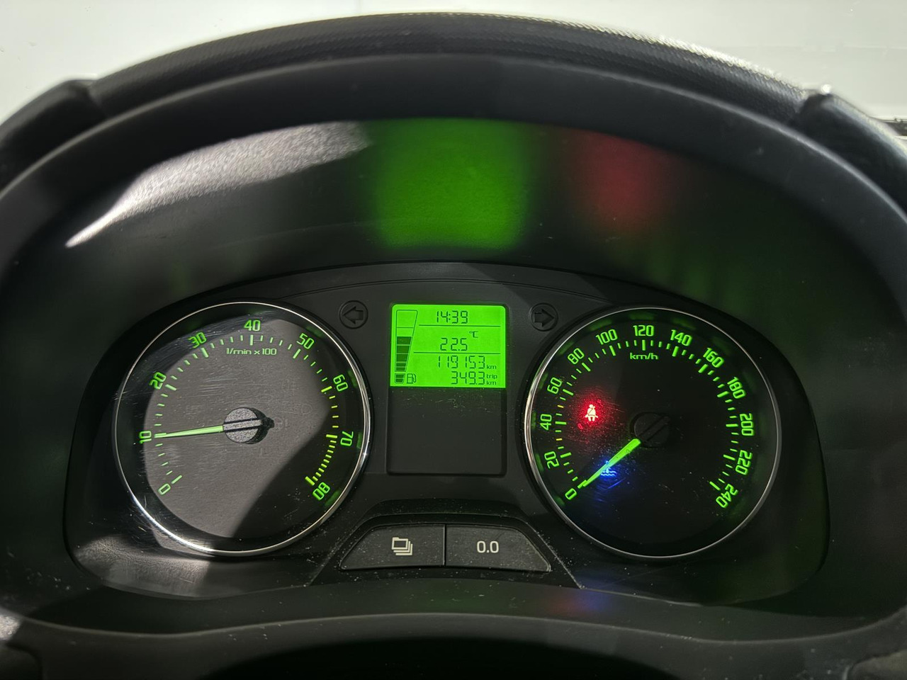 Skoda Roomster 1.2 TSI Drive | 2015 | 119.156 km | 2-XTS-79 - Auto: pilt 3 Skoda Roomster 1.2 TSI Drive | 2015 | 119.156 km | 2-XTS-79 - Auto: pilt 3