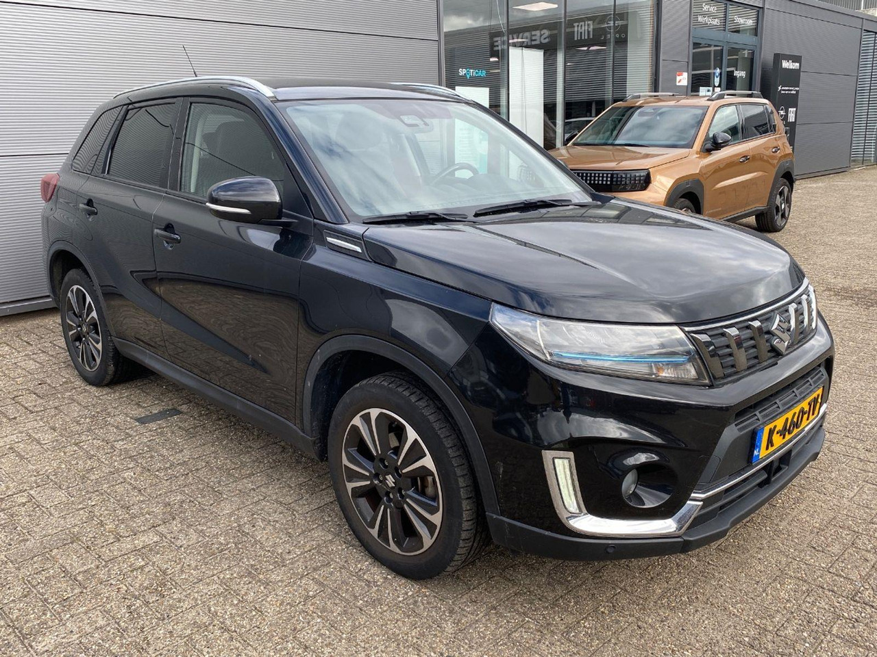 Suzuki Vitara 1.4 Boosterjet Style Smart Hybrid | 2021 | 63.245 km | Automaat | K460TV | NAP: Logisch - Maastur: pilt 2 Suzuki Vitara 1.4 Boosterjet Style Smart Hybrid | 2021 | 63.245 km | Automaat | K460TV | NAP: Logisch - Maastur: pilt 2