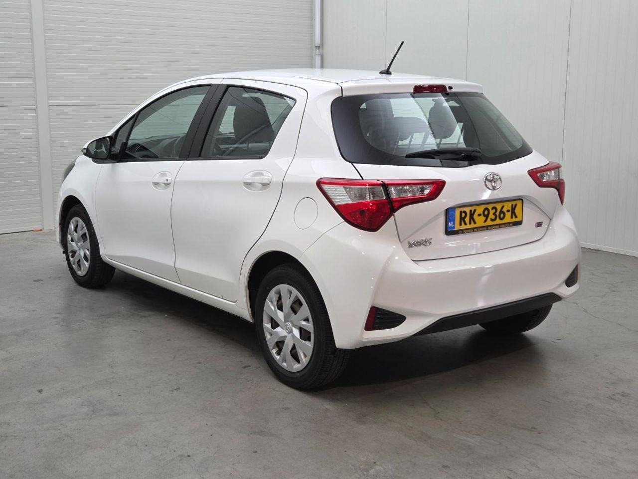 Toyota Yaris 1.0 VVT - i Comfort | 2017 | 138.580 km | RK936K | NAP: Logisch - Auto: pilt 3 Toyota Yaris 1.0 VVT - i Comfort | 2017 | 138.580 km | RK936K | NAP: Logisch - Auto: pilt 3