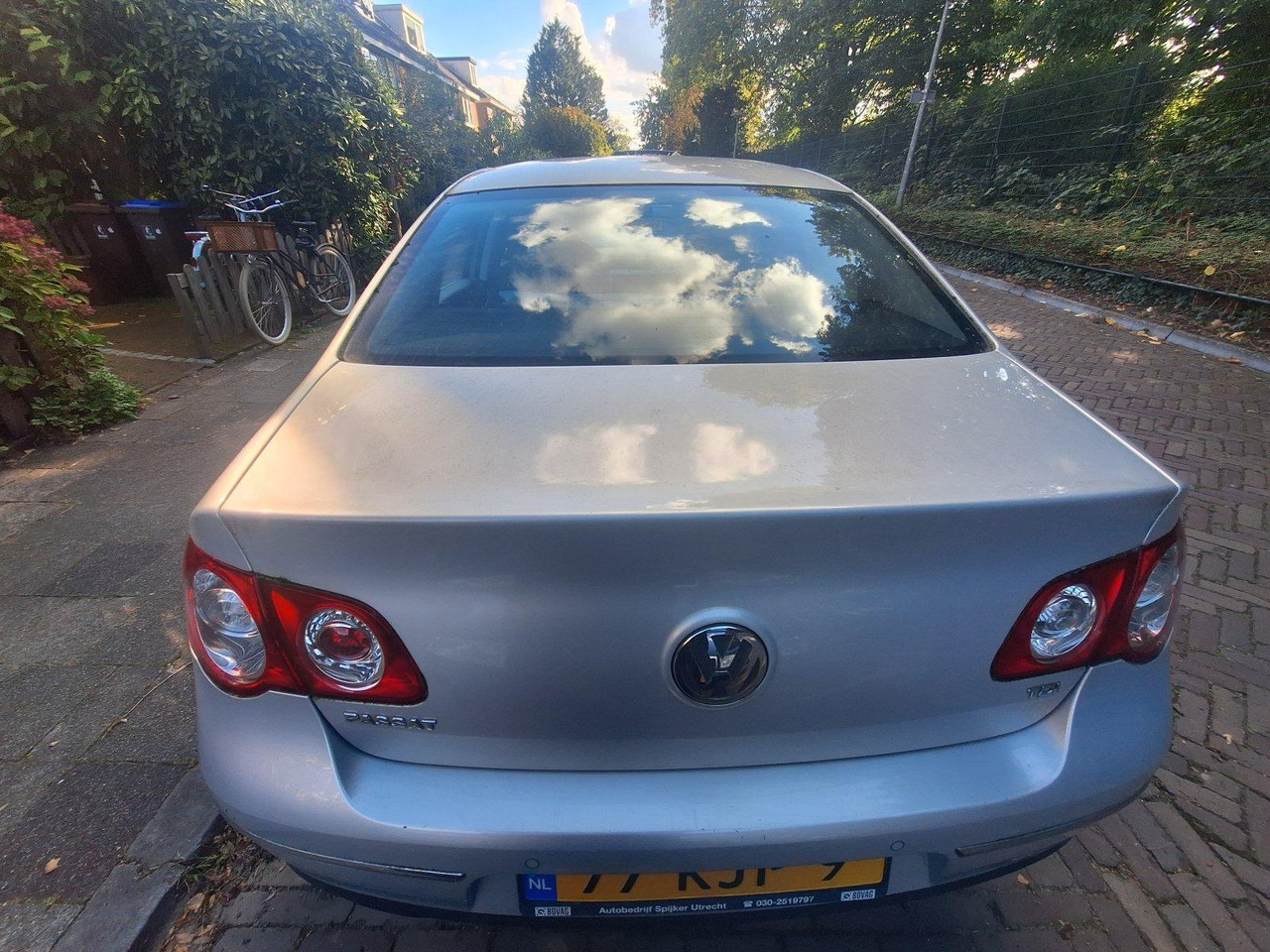 Volkswagen | Passat | 1.9 TDI Comfortline | 2010 | 314.746 km | 77KJP9 | Logisch - Sedaan: pilt 3 Volkswagen | Passat | 1.9 TDI Comfortline | 2010 | 314.746 km | 77KJP9 | Logisch - Sedaan: pilt 3