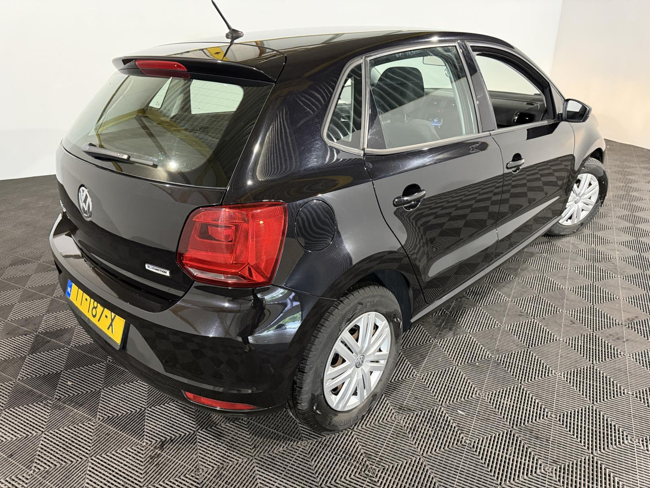 Volkswagen | Polo | 1.0 Comfortline Connected Series | 2017 | 178.442 km | TT187X | Geen oordeel - Luukpära: pilt 2 Volkswagen | Polo | 1.0 Comfortline Connected Series | 2017 | 178.442 km | TT187X | Geen oordeel - Luukpära: pilt 2