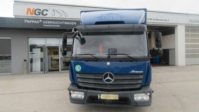 Mercedes-Benz 818L Koffer LBW, 1,5 to, Seitentüre - Kasti veoauto: pilt 2 Mercedes-Benz 818L Koffer LBW, 1,5 to, Seitentüre - Kasti veoauto: pilt 2