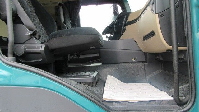 Mercedes-Benz 1842LS/37 mit Nebenantrieb Flansch - Sadulveok: pilt 5 Mercedes-Benz 1842LS/37 mit Nebenantrieb Flansch - Sadulveok: pilt 5