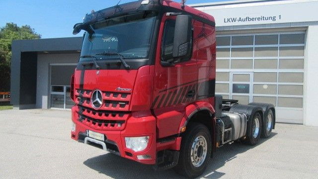 Mercedes-Benz 2651 LS 6x4 Kipphydraulik, Retarder - Sadulveok: pilt 1 Mercedes-Benz 2651 LS 6x4 Kipphydraulik, Retarder - Sadulveok: pilt 1