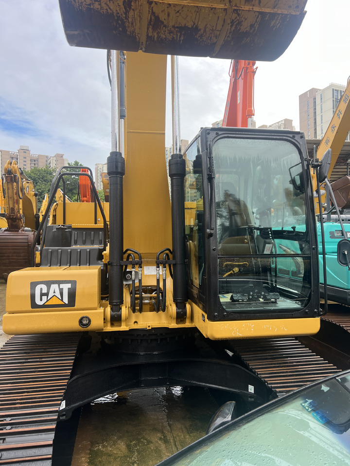 CATERPILLAR 320GC - Lintekskavaator: pilt 3 CATERPILLAR 320GC - Lintekskavaator: pilt 3