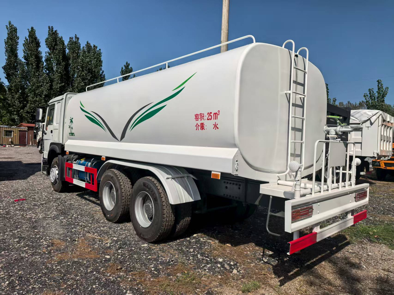 HOWO 371 - Tsisternauto: pilt 3 HOWO 371 - Tsisternauto: pilt 3