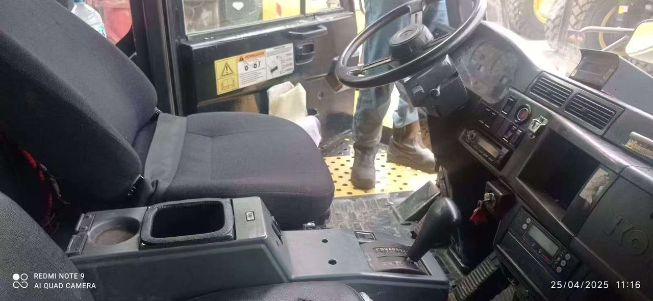 KOMATSU HD785-7 - Kastiga kallur/ Kiviveoauto: pilt 2 KOMATSU HD785-7 - Kastiga kallur/ Kiviveoauto: pilt 2