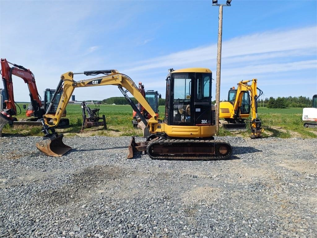 CAT 304cr Kallistuvalla liittimellä - Miniekskavaator: pilt 2 CAT 304cr Kallistuvalla liittimellä - Miniekskavaator: pilt 2