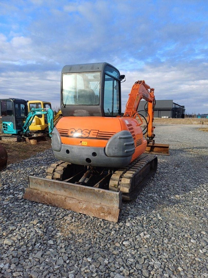 Miniekskavaator Case CX50 kallistajalla: pilt 7