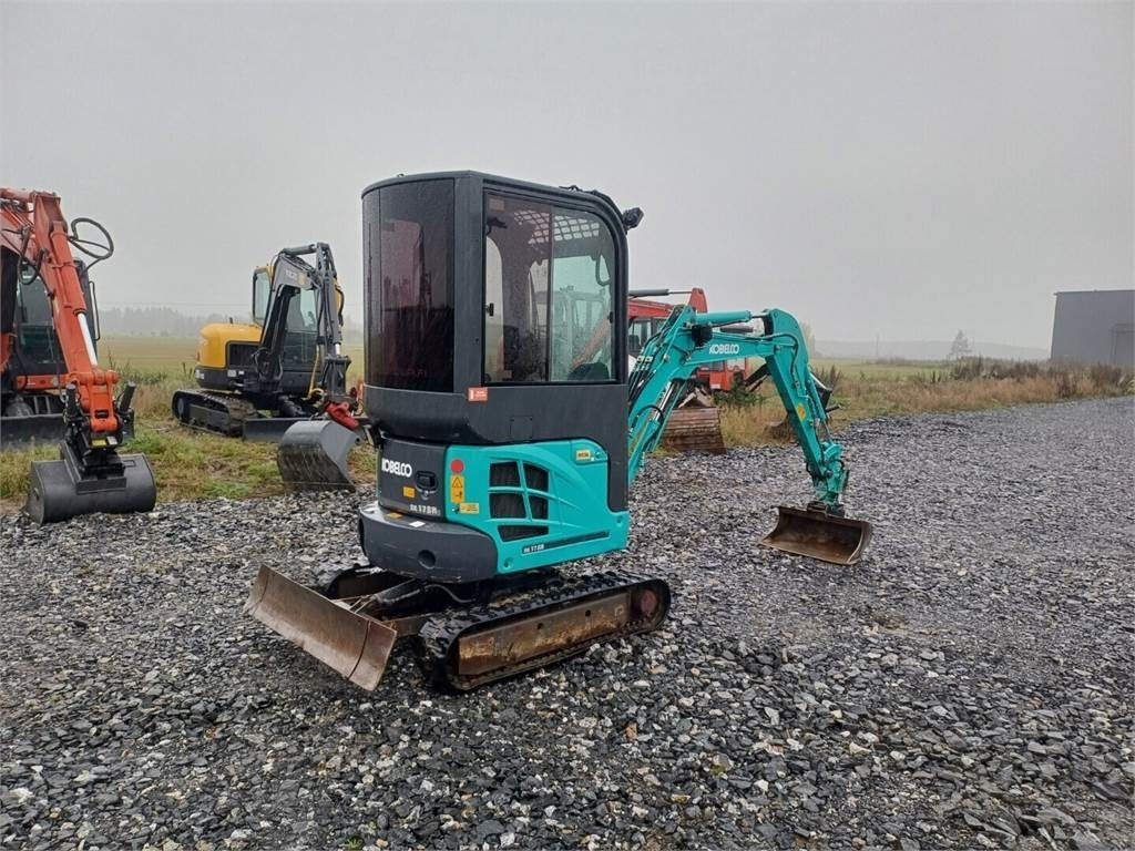 Miniekskavaator Kobelco SK17SR-3 Kallistajalla: pilt 6 Miniekskavaator Kobelco SK17SR-3 Kallistajalla: pilt 6