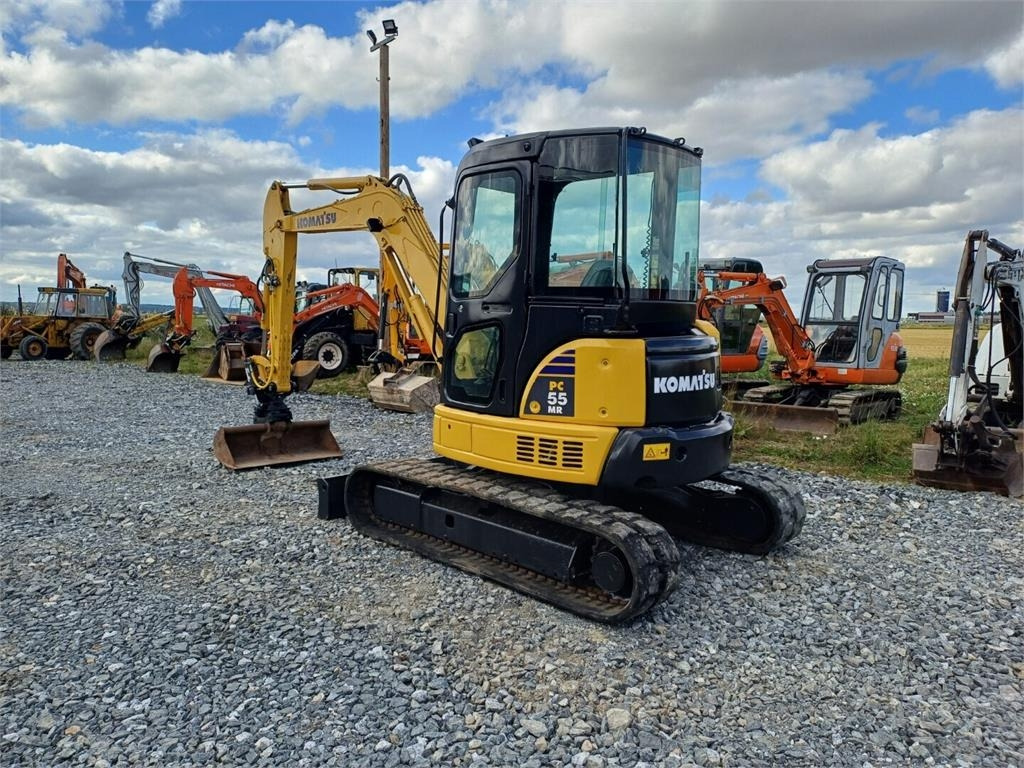 Komatsu PC55mr2 kallistuvalla liittimellä - Miniekskavaator: pilt 3 Komatsu PC55mr2 kallistuvalla liittimellä - Miniekskavaator: pilt 3