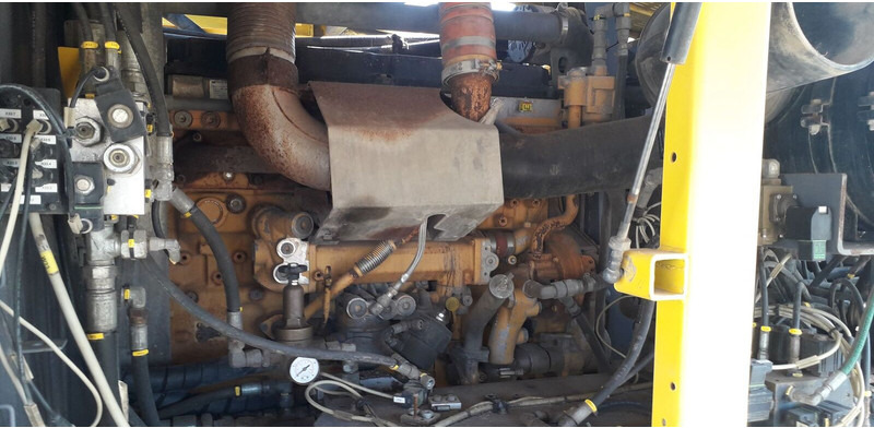 Atlas-Copco ROC L6 H25 - CAT C11 ENGINE - Puurimisplatvorm: pilt 2 Atlas-Copco ROC L6 H25 - CAT C11 ENGINE - Puurimisplatvorm: pilt 2