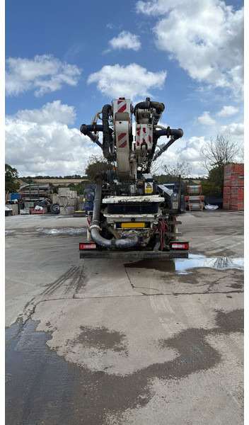 Volvo FMX K-series 42 L - Statsionaarne betoonipump: pilt 3 Volvo FMX K-series 42 L - Statsionaarne betoonipump: pilt 3