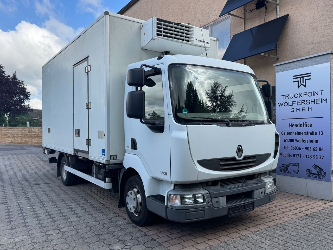 Renault MIDLUM 180/Thermo-King V-500/LBW - Tarbesõiduk külmik: pilt 1 Renault MIDLUM 180/Thermo-King V-500/LBW - Tarbesõiduk külmik: pilt 1