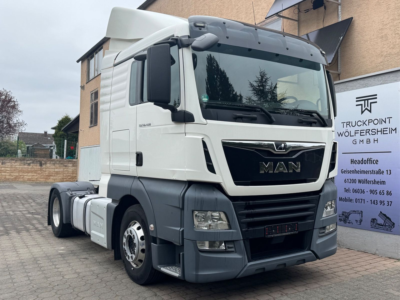 MAN TGX 18.460 XL /1xBett/Retarder/Voll-Spoiler - Sadulveok: pilt 1 MAN TGX 18.460 XL /1xBett/Retarder/Voll-Spoiler - Sadulveok: pilt 1