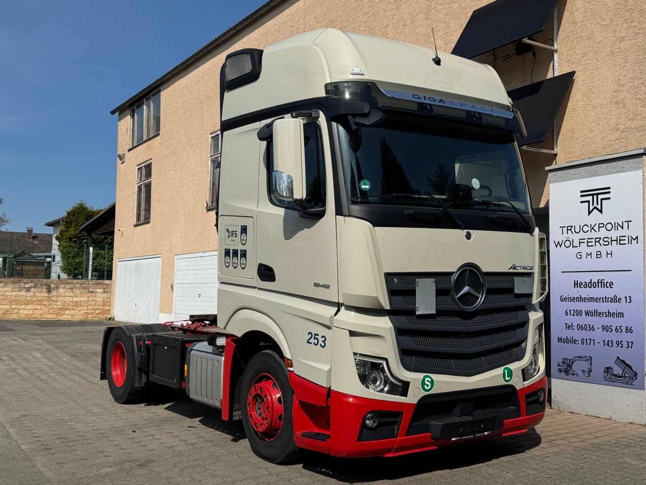 Mercedes-Benz Actros 1848/GIGA/Retarder/2xBett/2instock - Sadulveok: pilt 1 Mercedes-Benz Actros 1848/GIGA/Retarder/2xBett/2instock - Sadulveok: pilt 1