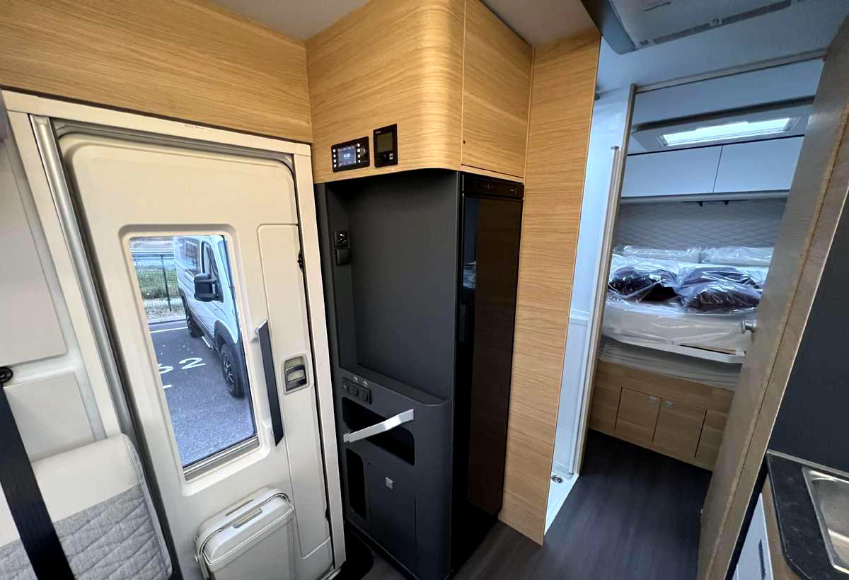 ADRIA Sonic 700DC - Täisintegreeritud matkaauto: pilt 5 ADRIA Sonic 700DC - Täisintegreeritud matkaauto: pilt 5