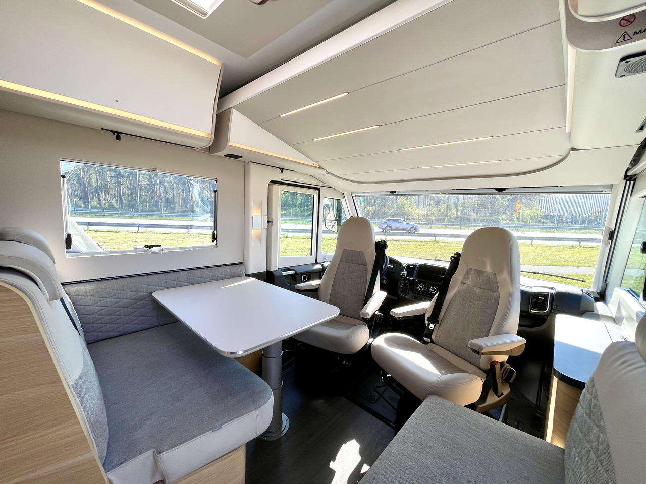 ADRIA Sonic Plus 700SL - Täisintegreeritud matkaauto: pilt 5 ADRIA Sonic Plus 700SL - Täisintegreeritud matkaauto: pilt 5