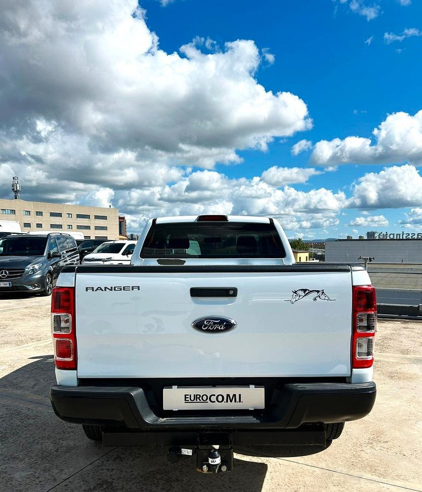 Ford Ranger 2.2 160 cv XL Supercab 4 posti 4wd - Pikap: pilt 5 Ford Ranger 2.2 160 cv XL Supercab 4 posti 4wd - Pikap: pilt 5