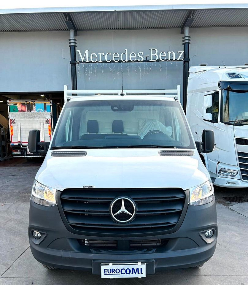 Mercedes 515 T 37/50 PRO Ribaltabile Tril. - Tarbesõiduk kallur: pilt 2 Mercedes 515 T 37/50 PRO Ribaltabile Tril. - Tarbesõiduk kallur: pilt 2