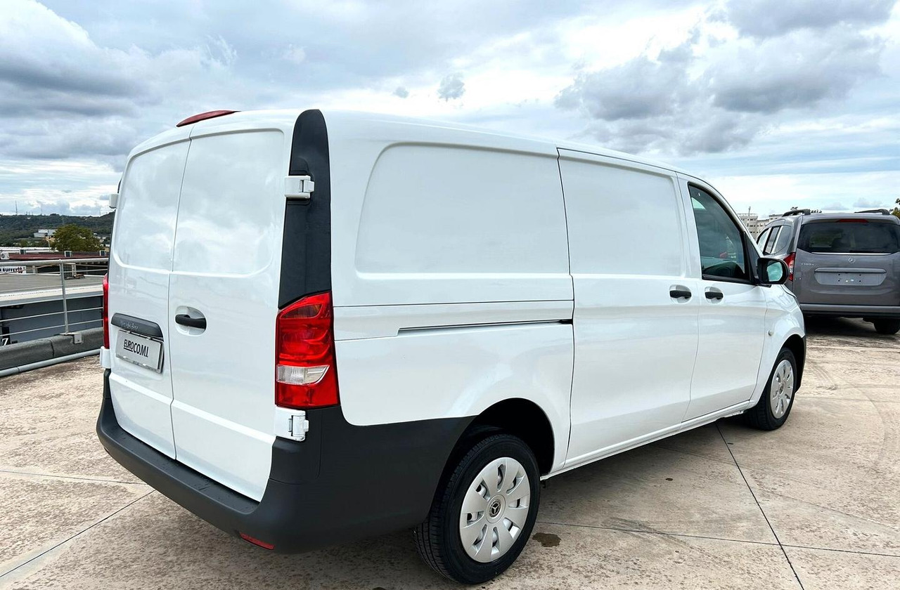 Mercedes Benz Vito 111 Furgone Long - Kaubik: pilt 5 Mercedes Benz Vito 111 Furgone Long - Kaubik: pilt 5