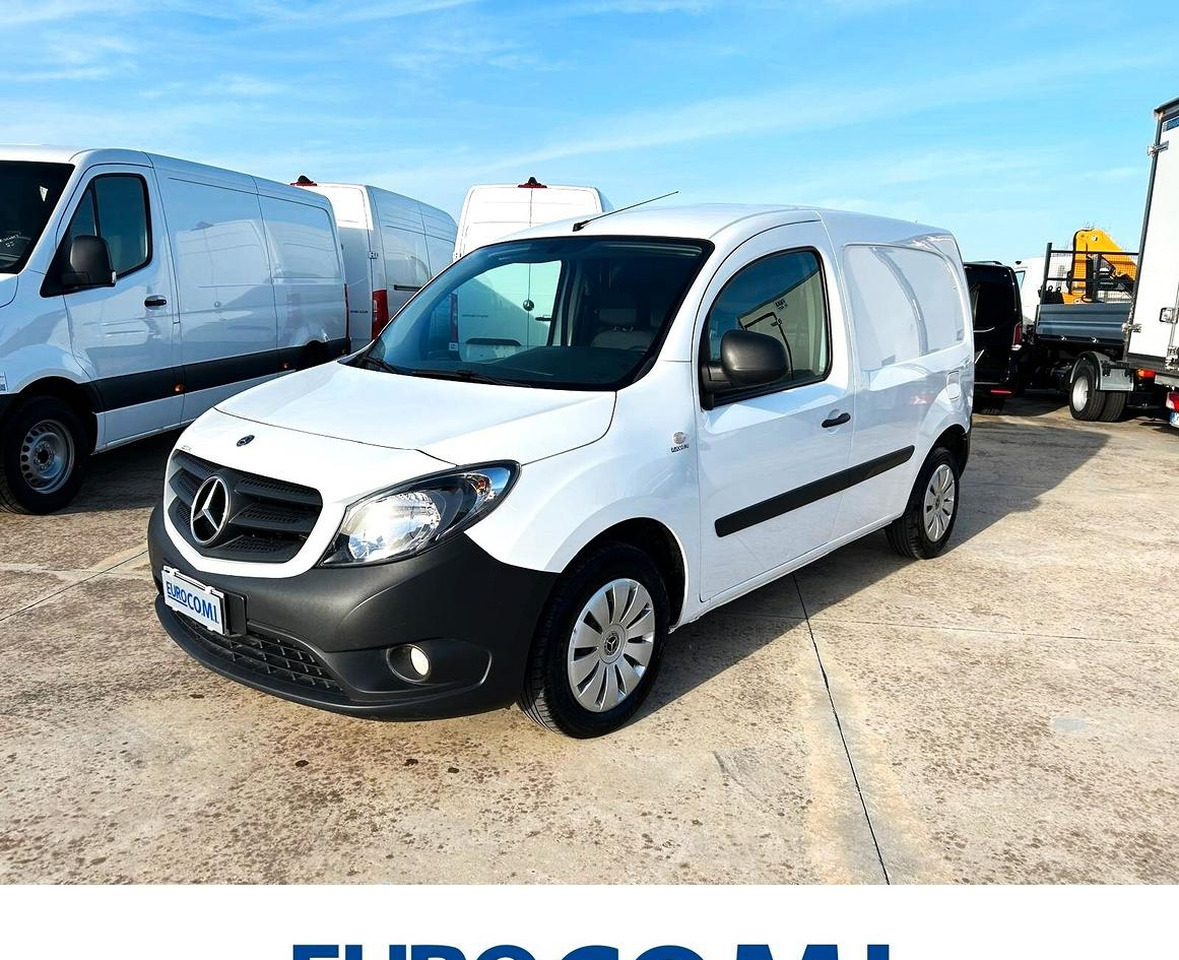 Mercedes Citan 111 cdi Furgone LONG 3 posti - Väike kaubik: pilt 1 Mercedes Citan 111 cdi Furgone LONG 3 posti - Väike kaubik: pilt 1