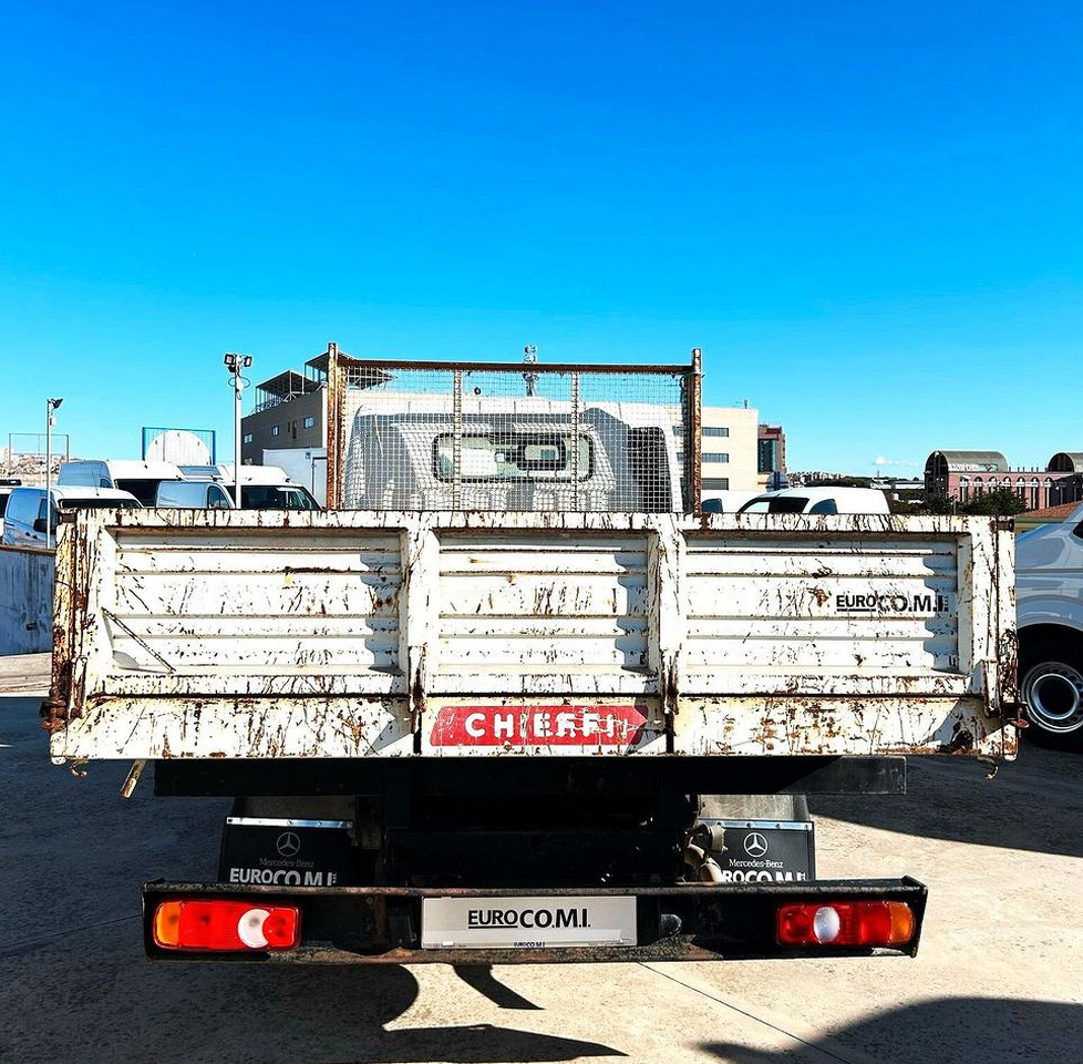 Mitsubishi Canter 3C13 Ribaltabile trilaterale - Kallurauto: pilt 5 Mitsubishi Canter 3C13 Ribaltabile trilaterale - Kallurauto: pilt 5