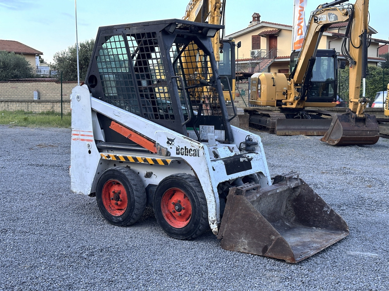 BOBCAT S70 - Kompaktlaadur: pilt 1 BOBCAT S70 - Kompaktlaadur: pilt 1