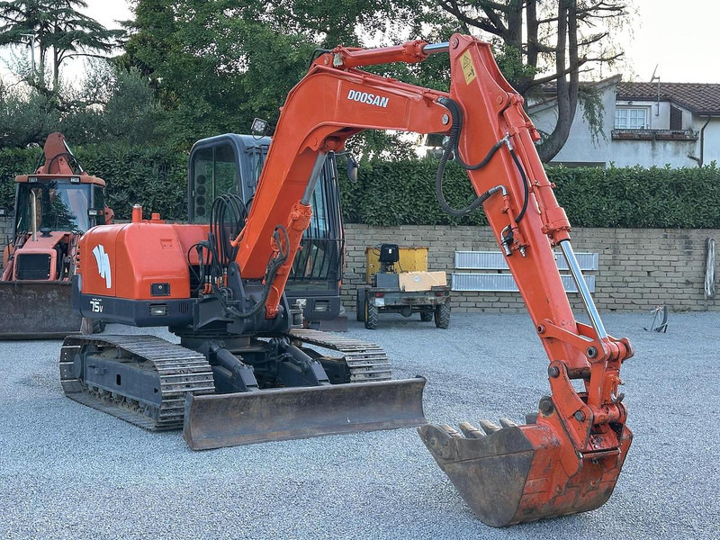 Doosan SOLAR 75V - Ekskavaator: pilt 2 Doosan SOLAR 75V - Ekskavaator: pilt 2