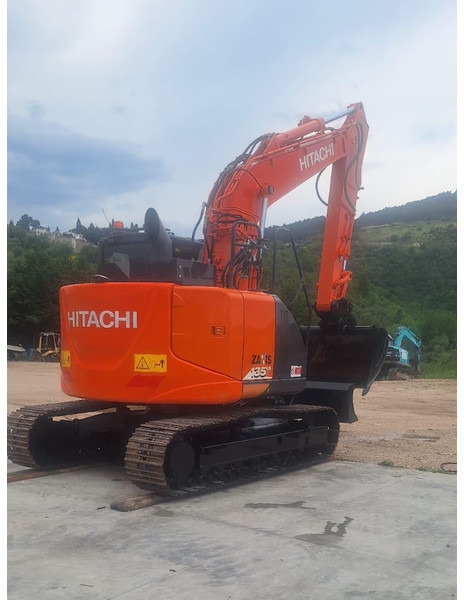 Hitachi ZX135US-6 - Ekskavaator: pilt 3 Hitachi ZX135US-6 - Ekskavaator: pilt 3