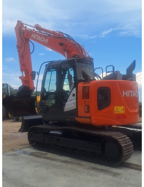 Hitachi ZX135US-6 - Ekskavaator: pilt 5 Hitachi ZX135US-6 - Ekskavaator: pilt 5