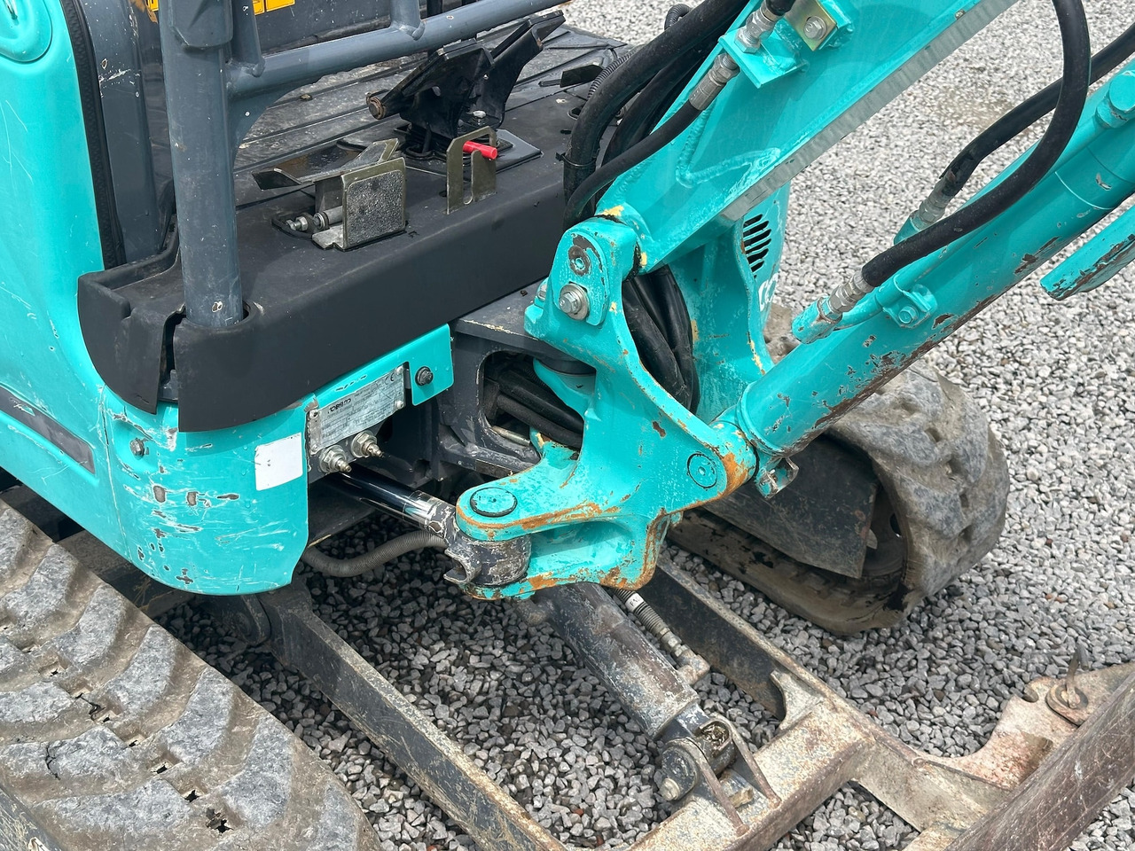 Miniekskavaator KOBELCO SK17SR-3E: pilt 16