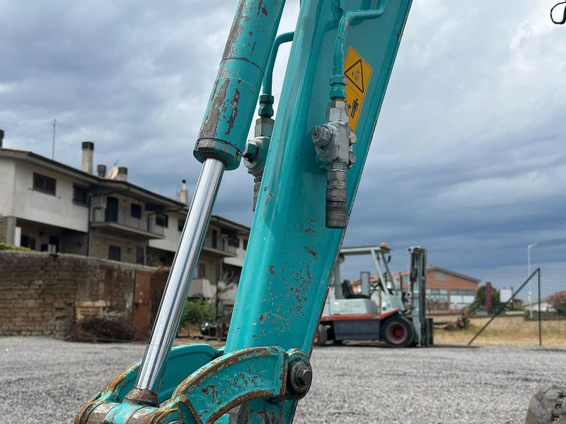 Miniekskavaator Kobelco SK17SR: pilt 15