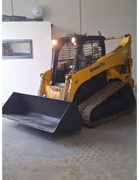 Komatsu CK35 - Kompaktroomiklaadur: pilt 2 Komatsu CK35 - Kompaktroomiklaadur: pilt 2