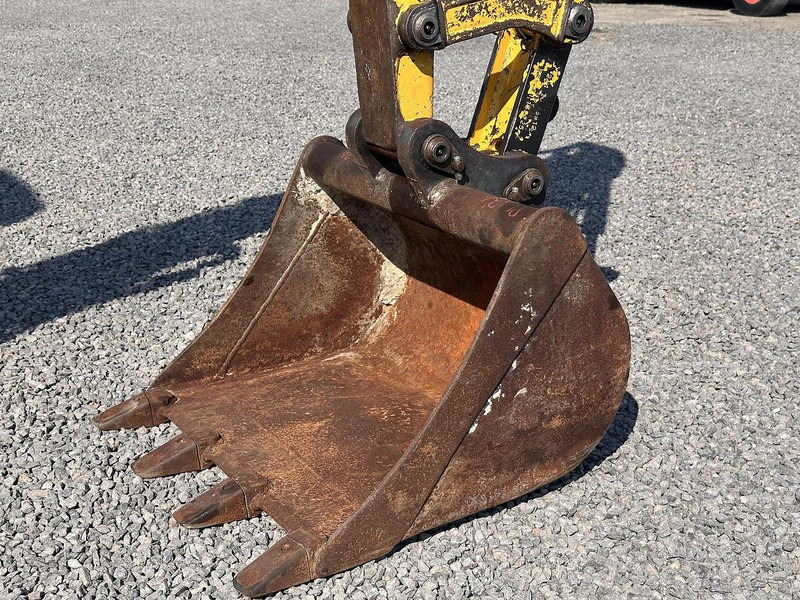 Miniekskavaator Komatsu PC26MR-3: pilt 18