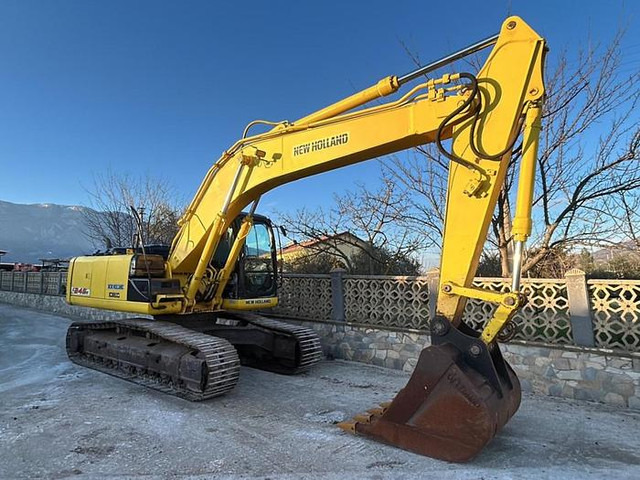 New Holland E245B - Ekskavaator: pilt 1 New Holland E245B - Ekskavaator: pilt 1