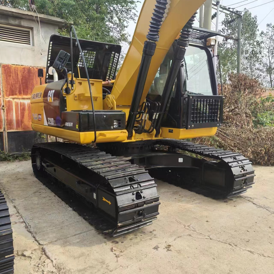 CATERPILLAR 320D2L - Lintekskavaator: pilt 5 CATERPILLAR 320D2L - Lintekskavaator: pilt 5