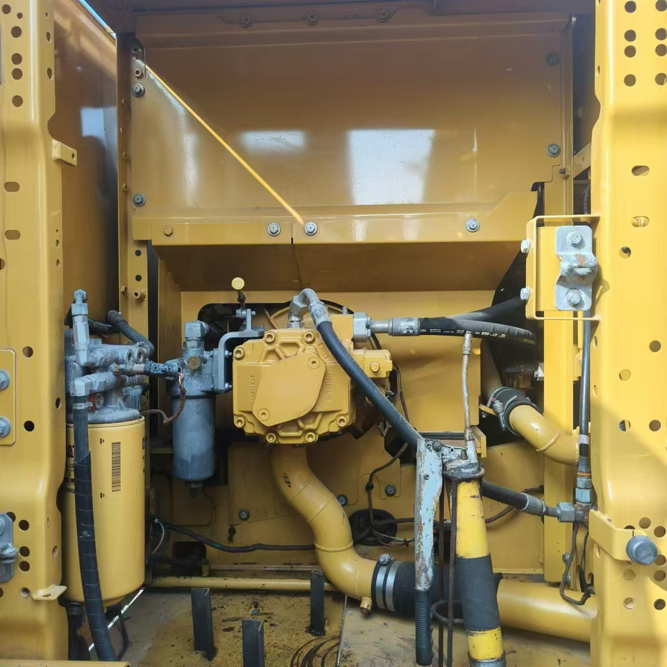 Lintekskavaator CATERPILLAR 320GC: pilt 11