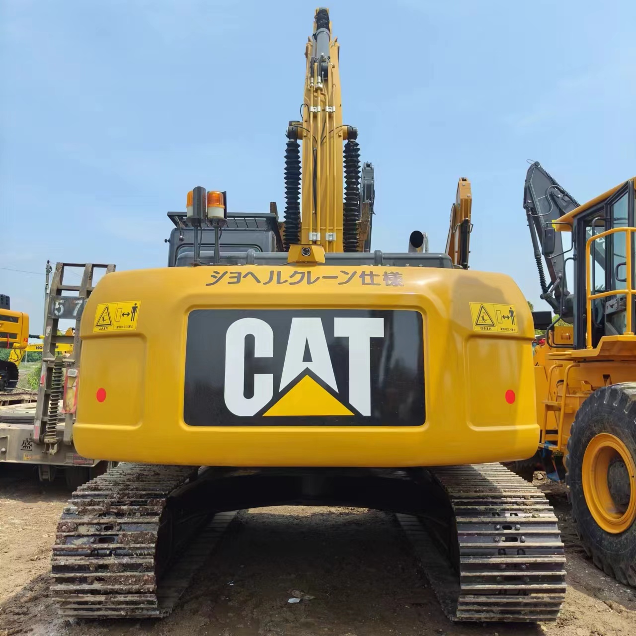 CATERPILLAR 323 - Lintekskavaator: pilt 2 CATERPILLAR 323 - Lintekskavaator: pilt 2