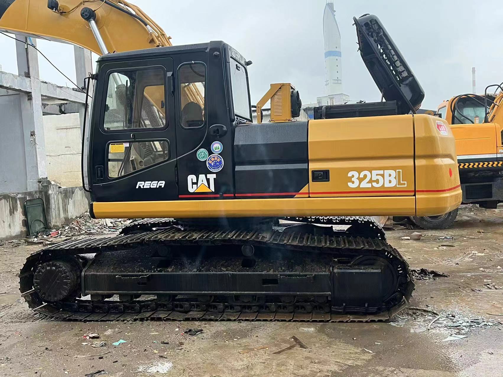 CATERPILLAR 325BL - Lintekskavaator: pilt 3 CATERPILLAR 325BL - Lintekskavaator: pilt 3
