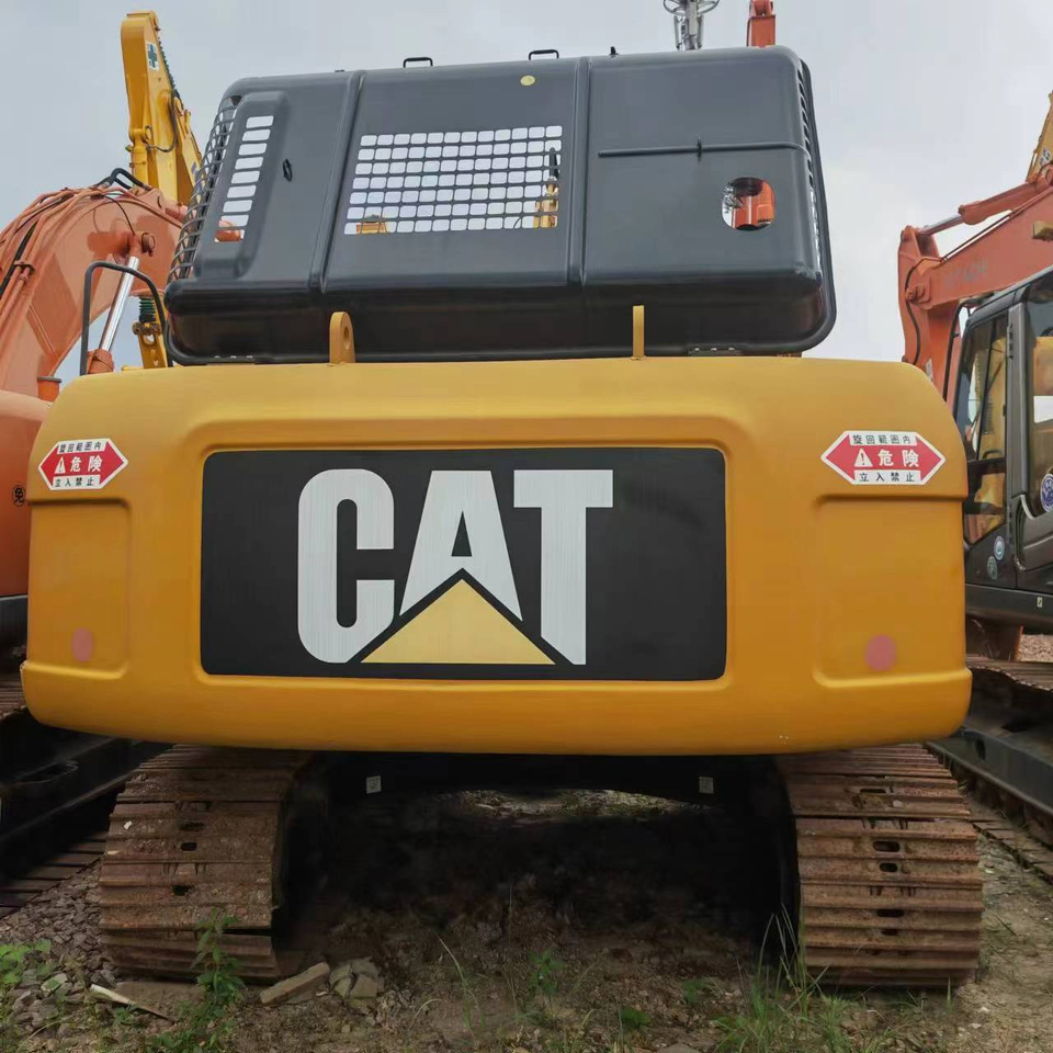 CATERPILLAR 325D2 - Lintekskavaator: pilt 4 CATERPILLAR 325D2 - Lintekskavaator: pilt 4