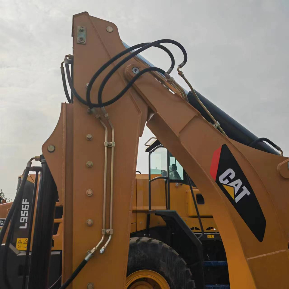 Uus Ekskavaator-laadur CATERPILLAR 420F: pilt 7