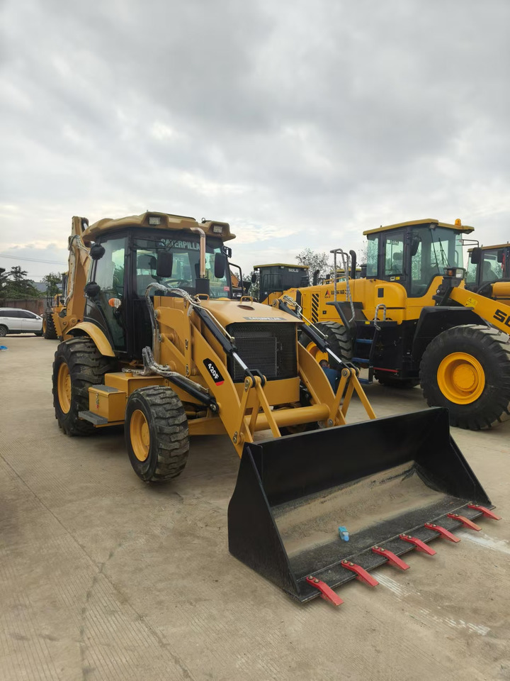 CATERPILLAR 420F - Ekskavaator-laadur: pilt 1 CATERPILLAR 420F - Ekskavaator-laadur: pilt 1