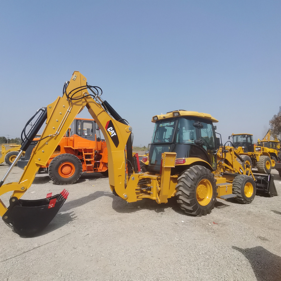 CATERPILLAR 420F - Ekskavaator-laadur: pilt 4 CATERPILLAR 420F - Ekskavaator-laadur: pilt 4