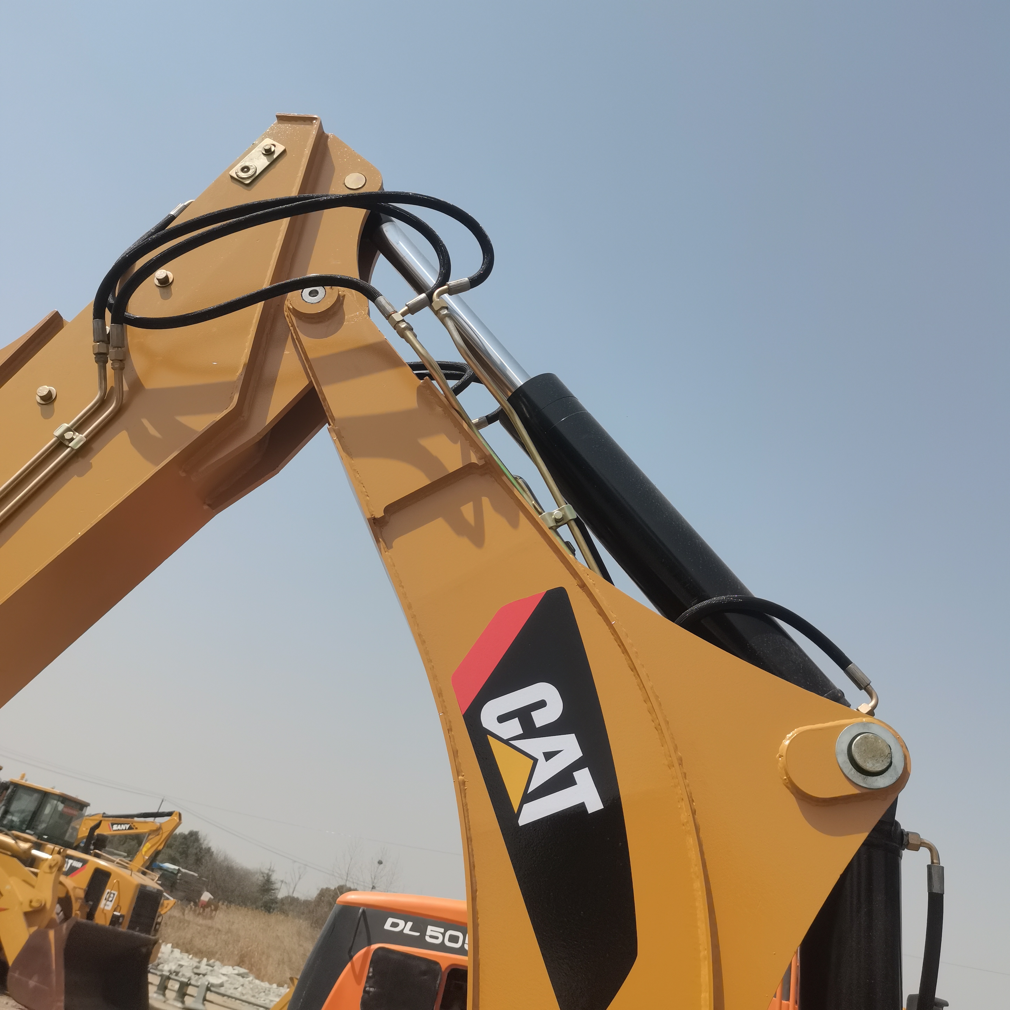 CATERPILLAR 420F - Ekskavaator-laadur: pilt 4 CATERPILLAR 420F - Ekskavaator-laadur: pilt 4