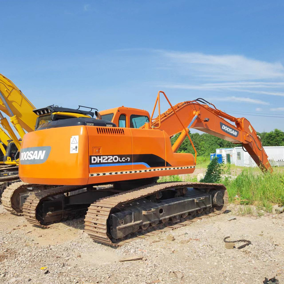 DOOSAN DH220 - Lintekskavaator: pilt 1 DOOSAN DH220 - Lintekskavaator: pilt 1