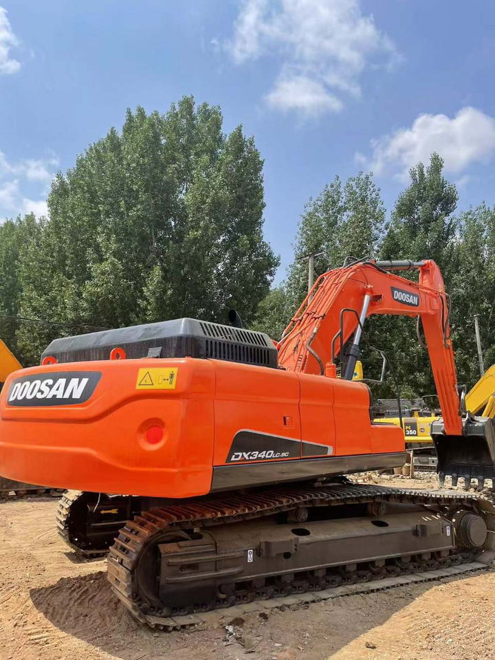 DOOSAN DX340 - Lintekskavaator: pilt 2 DOOSAN DX340 - Lintekskavaator: pilt 2