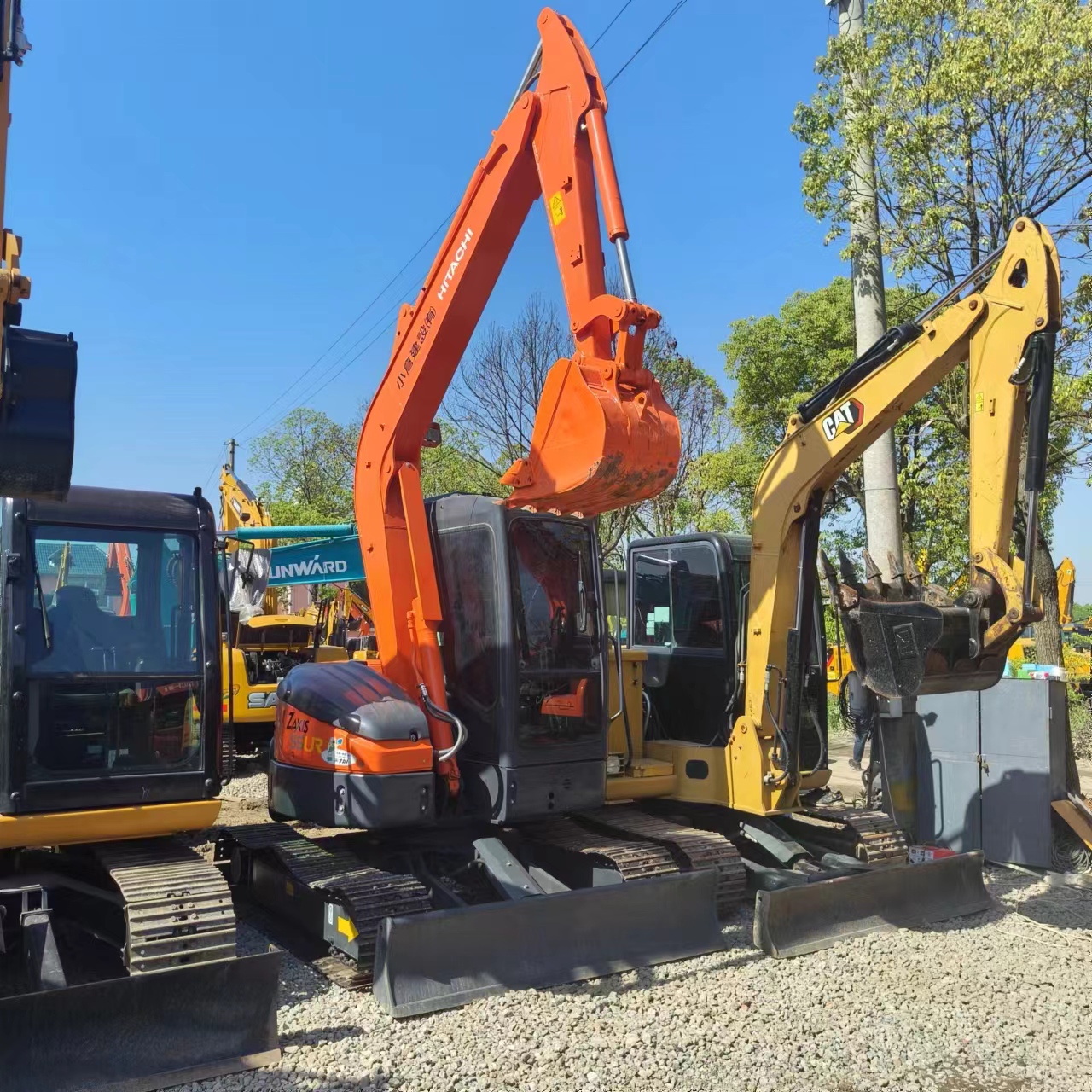 HITACHI ZX 55 - Miniekskavaator: pilt 1 HITACHI ZX 55 - Miniekskavaator: pilt 1