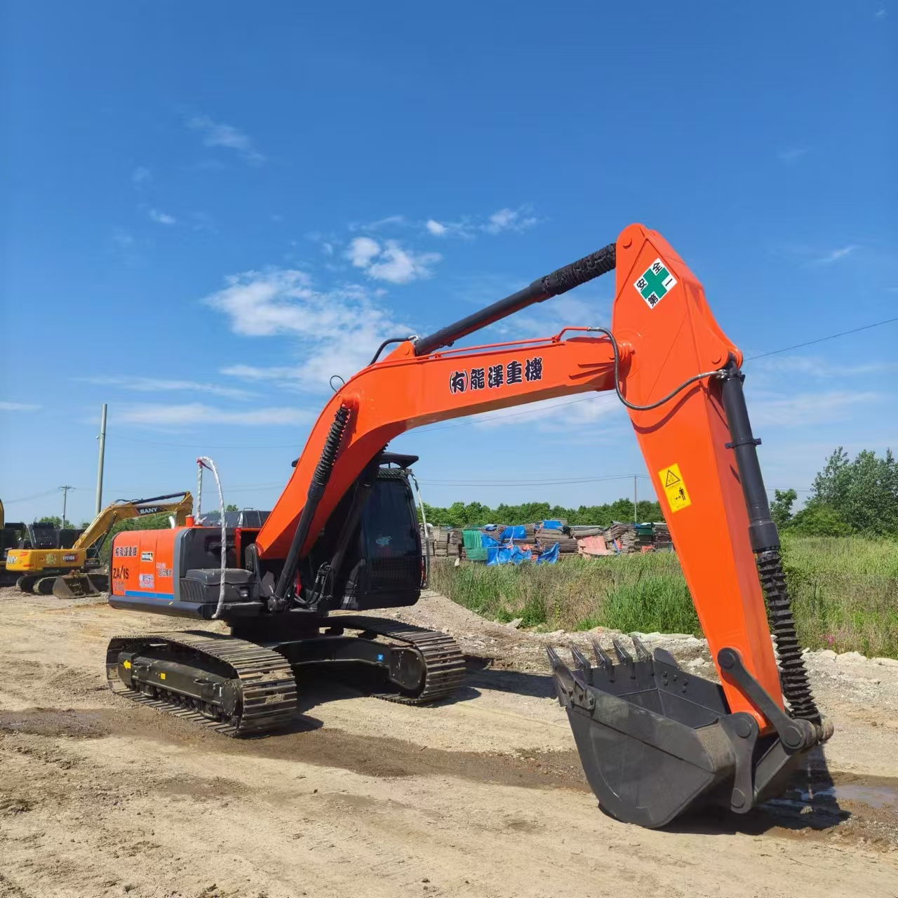 HITACHI ZX240 - Lintekskavaator: pilt 1 HITACHI ZX240 - Lintekskavaator: pilt 1