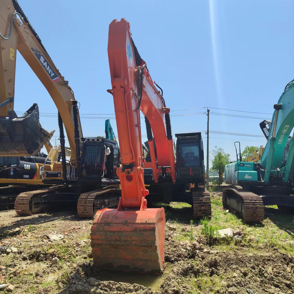 HITACHI ZX350 - Lintekskavaator: pilt 5 HITACHI ZX350 - Lintekskavaator: pilt 5